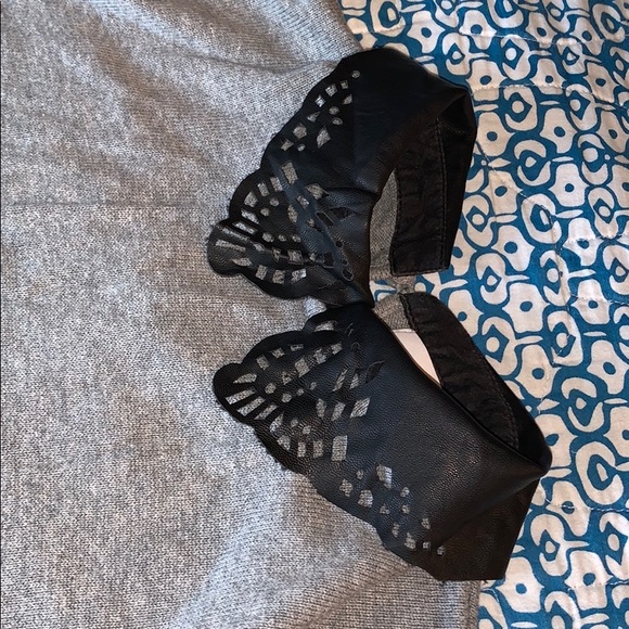 ASOS vegan leather collar sweater - Picture 4 of 7